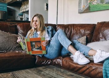 The Social Media Sensation and Actress Alexandra Creteau Changes Her Last Name to Murrietta