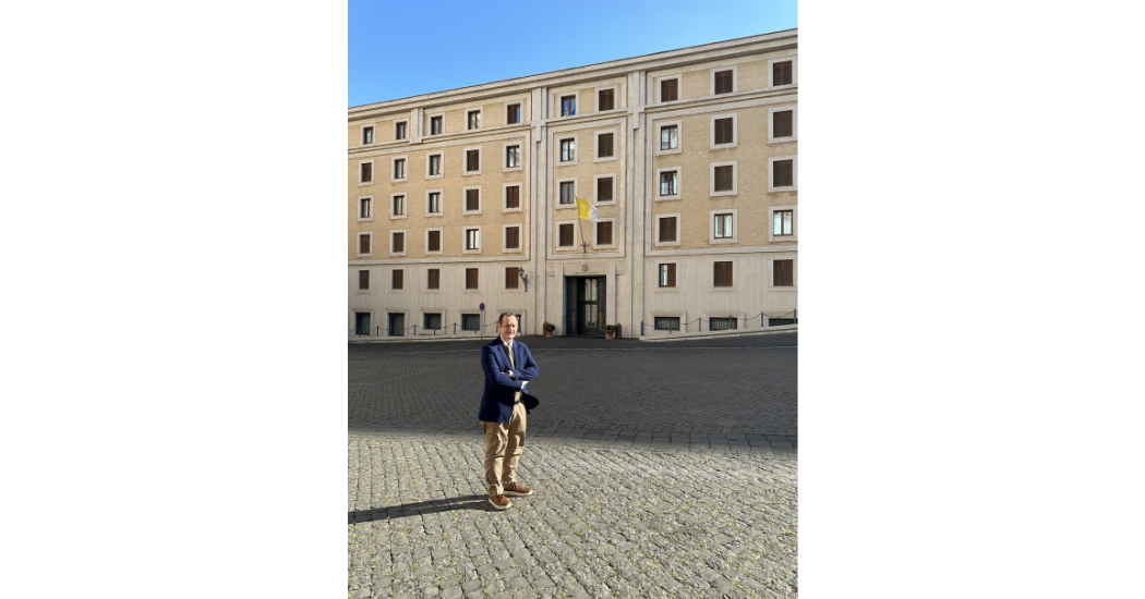 Chronicle of a day of work and meetings in Rome: The city favored by Americans for its combination of Italian Ministries, Embassies, the Vatican State, and the legacy of History, Art, and Culture from the Roman Empire Chronicle of a day of work and meetings in Rome: The city favored by Americans for its combination of Italian Ministries, Embassies, the Vatican State, and the legacy of History, Art, and Culture from the Roman Empire