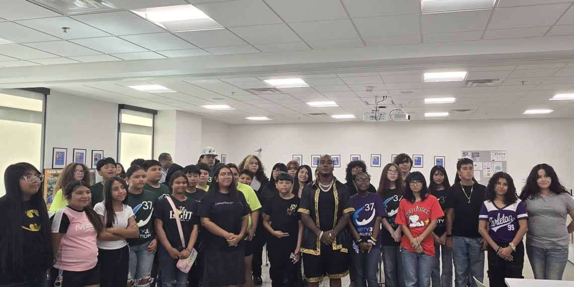 Thuggizzle Water Launches Eco-Friendly Alternative to Plastic Bottles