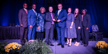 Quarks Advantage Receives Small Business Distinction at Governor’s Conference; Announces a New Computing Paradigm